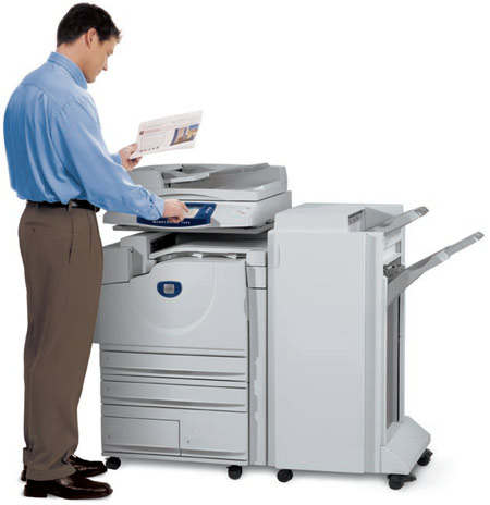 Специалист бесплатно соберёт и запустит для вас МФУ Xerox, сделает тестовые отпечатки, проведёт инструктаж сотрудников