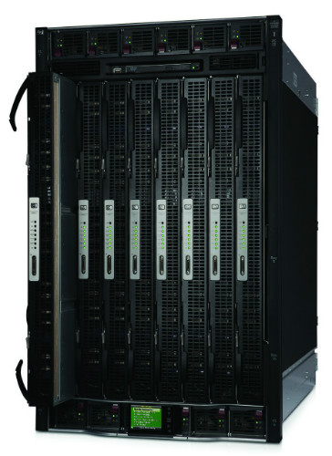 Блэйд-сервер Superdome 2 (пока еще на Itanium)