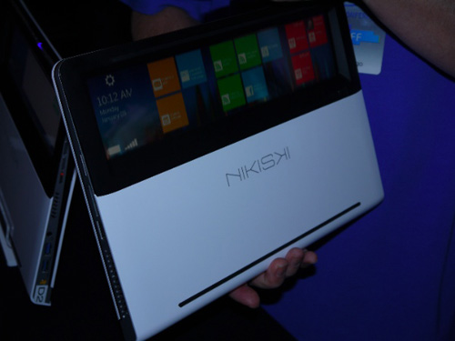 Nikiski Ultrabook – тонкий ноутбук с интеллектуальной системой распознавания жестов