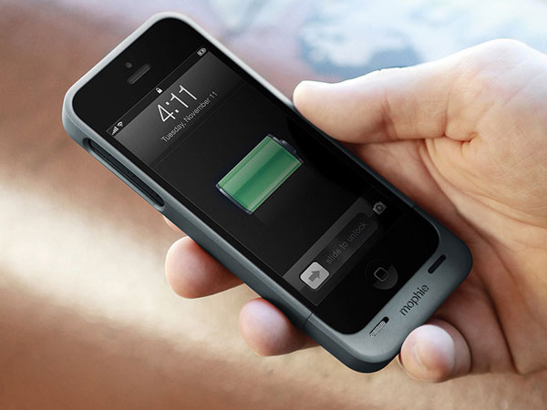 Mophie представила чехол-батарею для iPhone 5 Mophie представила чехол-батарею для iPhone 5
