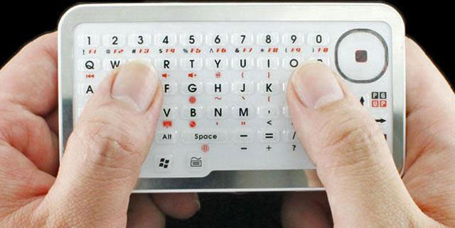 Mini BT Keyboard: портативная Bluetooth-клавиатура для мобильных устройств Mini BT Keyboard: портативная Bluetooth-клавиатура для мобильных устройств